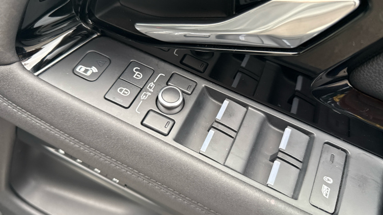 Land Rover Range Rover Evoque 2.0 D180 SE 5dr Auto Diesel Hatchback